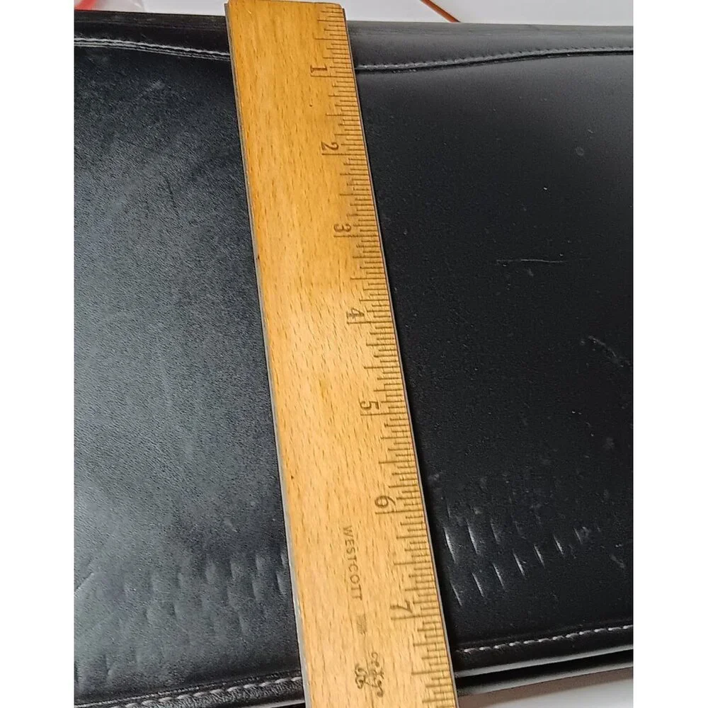 Franklin Covey Classic Black Leather Planner 7 Ring Binder Zipper extras (read)